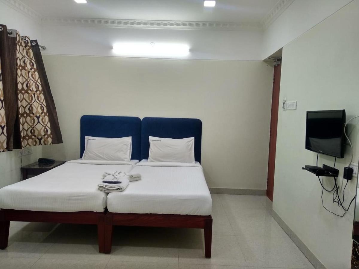 Jr Residency Hotell Chennai Eksteriør bilde
